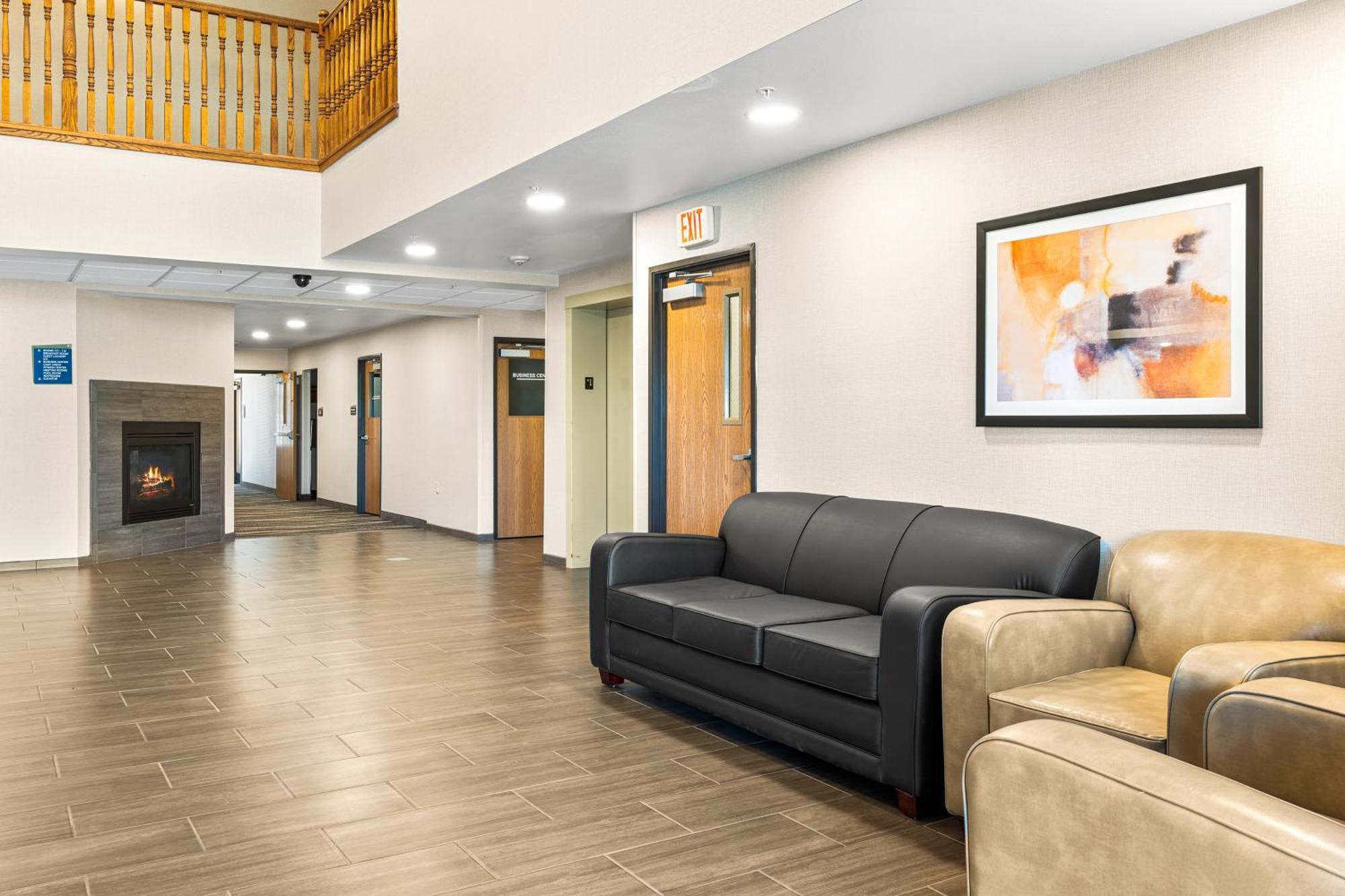Boarders Inn & Suites By Cobblestone Hotels - Shawano Ngoại thất bức ảnh